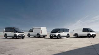 Na CES výstave sa ukázali aj autá, pridávali AI a aj vrtule