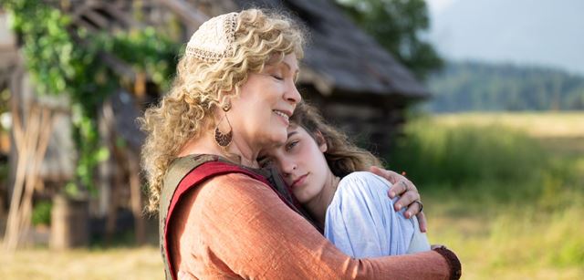 Slovenská televízia a rozhlas uvedie v premiére novú vianočnú rozprávku Čarovné jablko na Štedrý deň