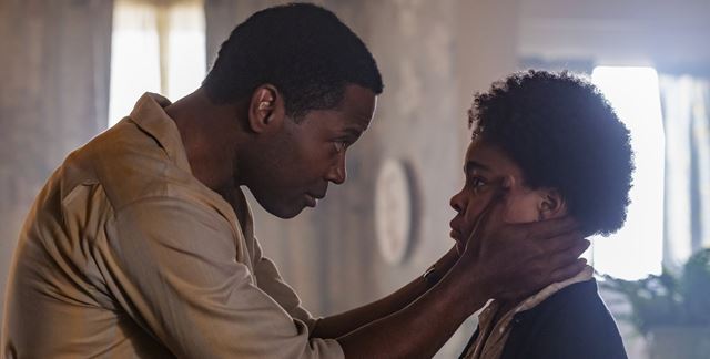 HBO zverejňuje prvé zábery z nového seriálu IT: Welcome to Derry / To: Vitajte v Derry