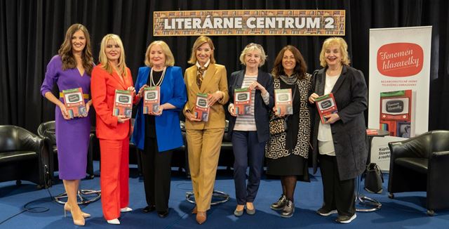 Slovenská televízia a rozhlas prináša na trh novú knihu o televíznych ikonách s názvom Fenomén hlásateľky