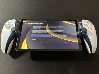 Cloudové hranie na PlayStation Portal pretvára glorifikovaný diaľkový ovládač na takmer plnohodnotnú konzolu, no priplatíte si