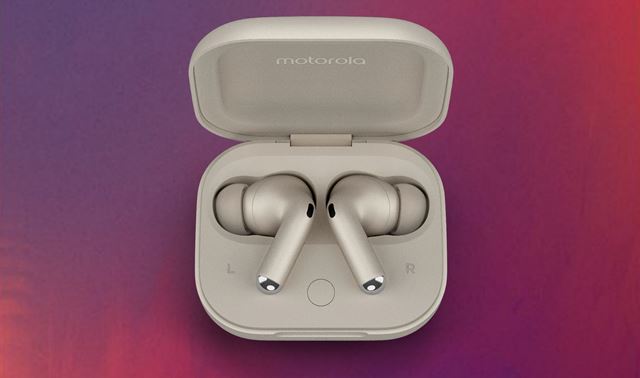 Motorola predstavila Edge 50 sériu mobilov, s Ultra, Pro a Fusion modelmi, pridala aj Buds slúchadlá