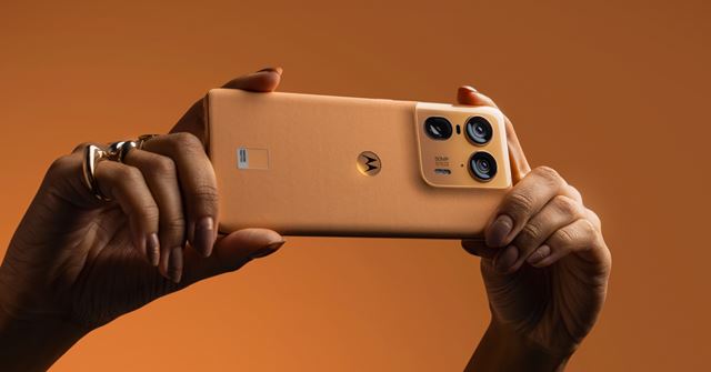 Motorola predstavila Edge 50 sériu mobilov, s Ultra, Pro a Fusion modelmi, pridala aj Buds slúchadlá