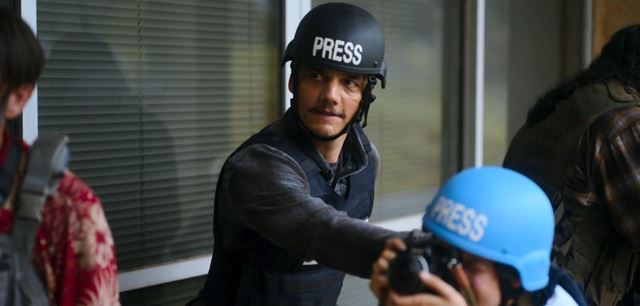 Kolaps je poctou novinárskej práci i mrazivou ukážkou občianskej vojny - píše Michal Korec