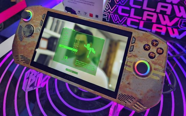 MSI Claw 8 AI+ sa ukazuje na Computexe