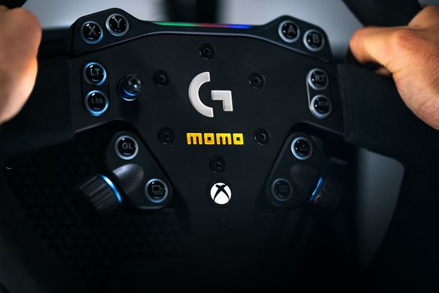 Logitech rozširuje svoju ponuku doplnkov k volantom