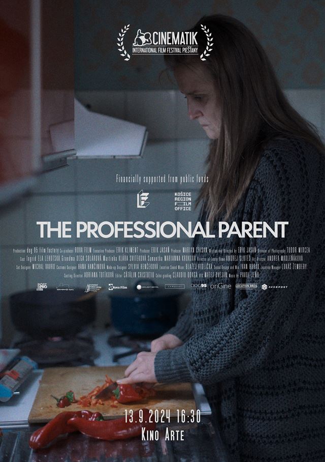 Po premiérach na niekoľkých kontinentoch film Profesionálny rodič uvedie aj festival Cinematik