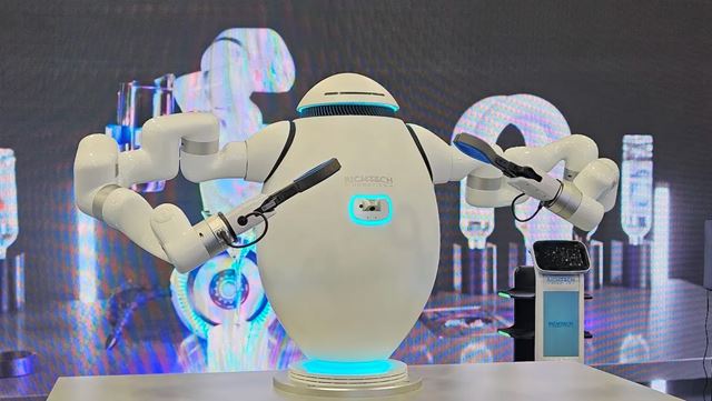 CES ukázalo expanziu robotov