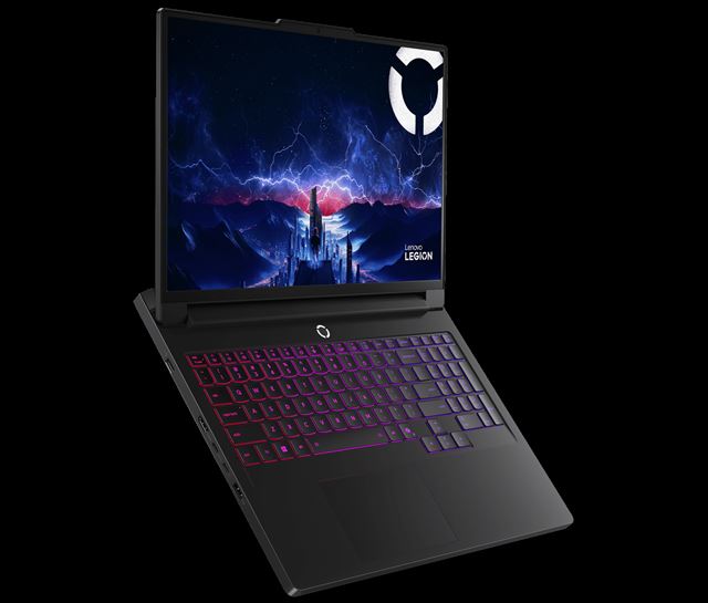 Lenovo predstavilo nové desktopy, notebooky a aj nové okuliare