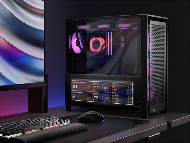 Corsair predstavil XENEON EDGE LCD Touchscreen