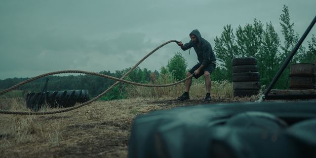 Vo veľkofilme Bojovník si zahral aj český „Terminátor“ Karlos Vémola