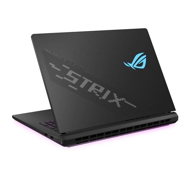 Prvé herné notebooky novej generácie ROG Strix SCAR prichádzajú