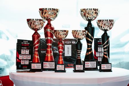 Od konzoly do kokpitu - Toyota GR Yaris Cup