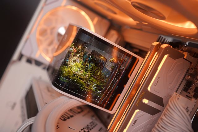 TRYX na Computexe ukázal moderný dizajn skriniek