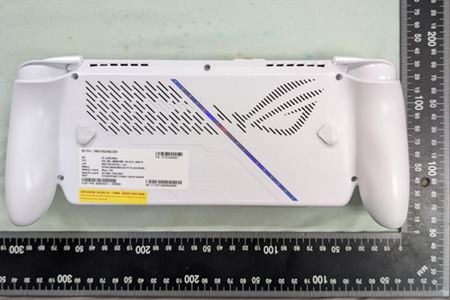 Ešte pred ohlásením ROG Ally 2 handheldov tu máme pohľad na ich dizajn