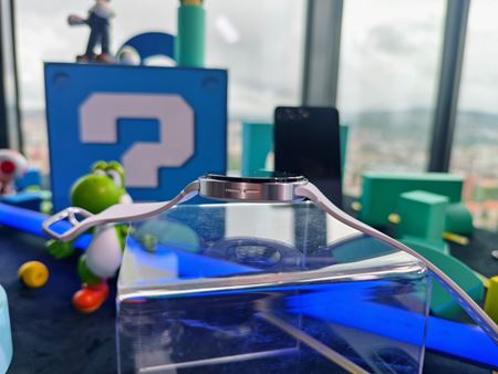 Samsung predstavil nové skladacie mobily Galaxy Z Fold7, Z Flip7, Z Flip7 SE, a hodinky Galaxy Watch8