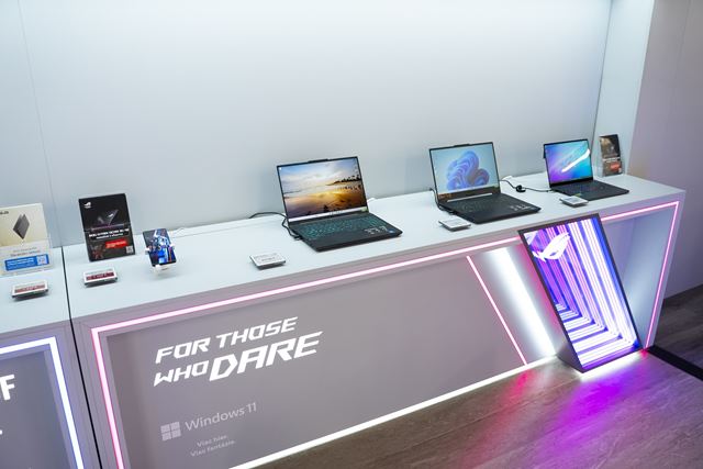 ASUS pozýva do nového showroomu na Nivách
