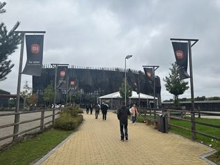 Predstavenie Xiaomi 15T série sme zažili priamo v srdci Bavorska, počas rozbiehajúceho sa Octoberfestu