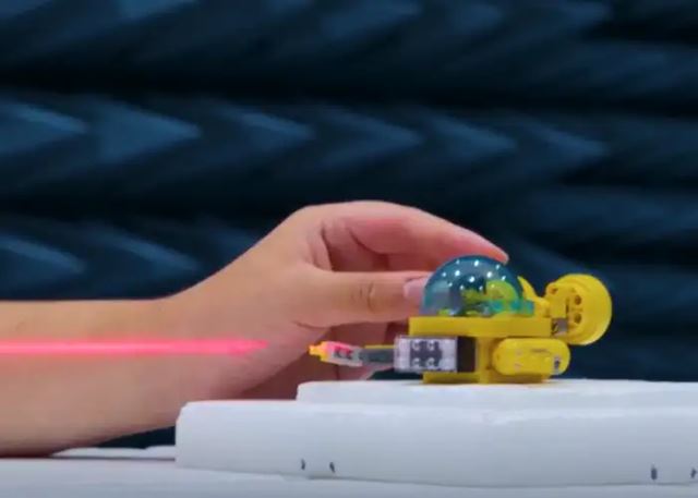 LEGO SMART Play: Smart Brick prináša svetlo a zvuk priamo do stavebníc