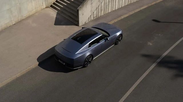 Jaguar Type 01: elektrické GT s výkonom 1030 koní a dojazdom až 720 km