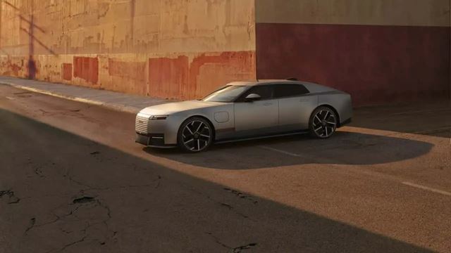 Jaguar Type 01: elektrické GT s výkonom 1030 koní a dojazdom až 720 km