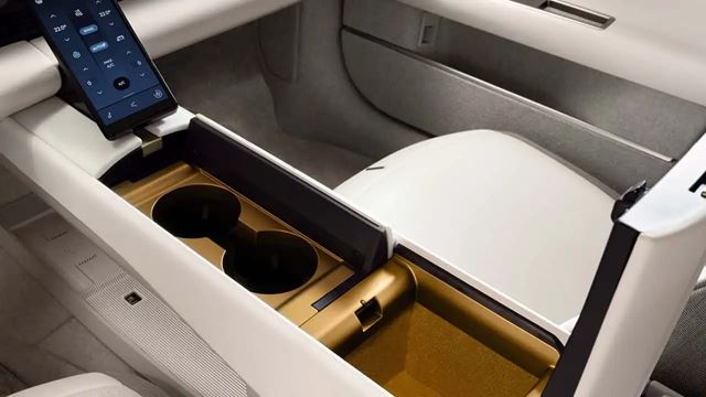 Jaguar Type 01: elektrické GT s výkonom 1030 koní a dojazdom až 720 km