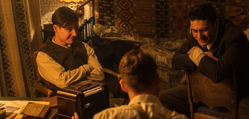 Pravda a zrada / Truth & Treason: Skutočný príbeh odvahy v čase nacizmu