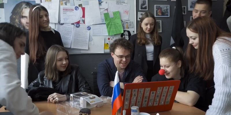 Ruská kritika len potvrdzuje našu pravdu - producenti oscarového filmu Pán Nikto proti Putinovi odmietajú obvinenie Kremlu