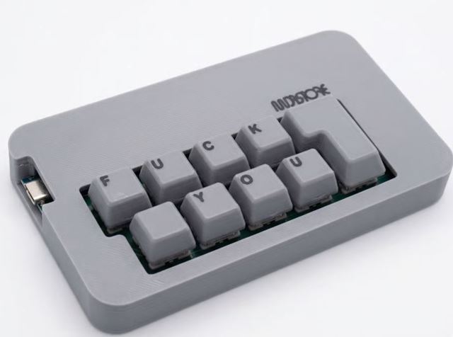 Japonská miniklávesnica, vám umožní napísať len to jedno