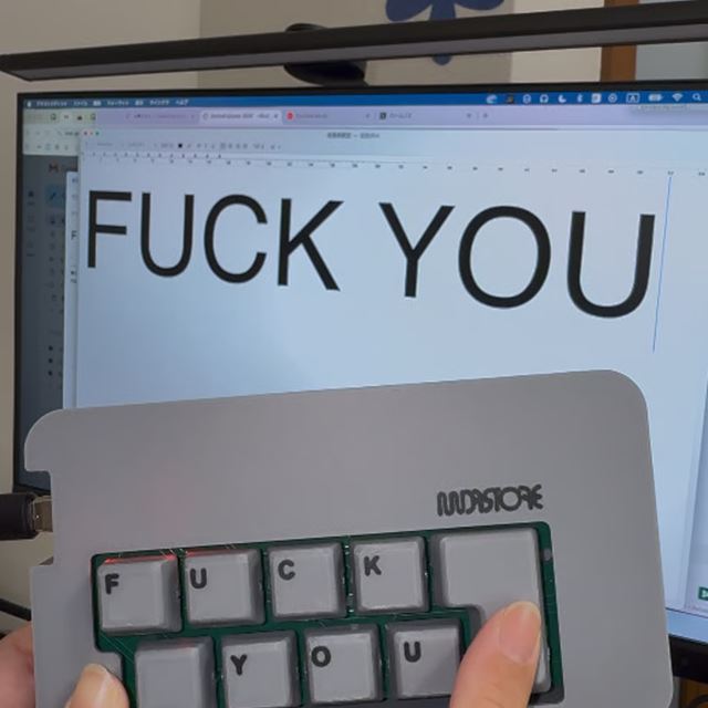 Japonská miniklávesnica, vám umožní napísať len to jedno