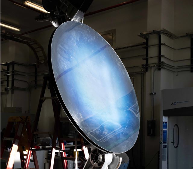 Kyslík z mesačného prachu? Cesta k osídleniu Mesiaca