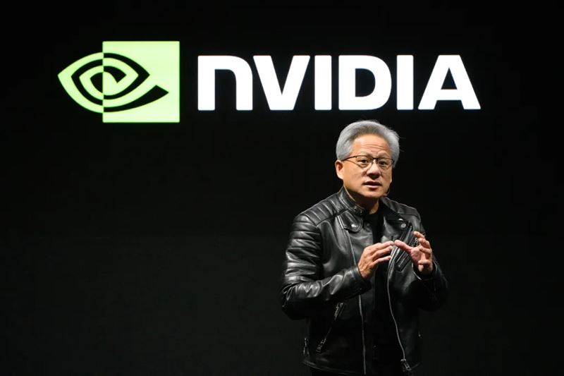 Nvidia opäť rastie raketovým tempom, AI jej priniesla tržby 82 miliárd dolárov, no objavujú sa prvé otázniky