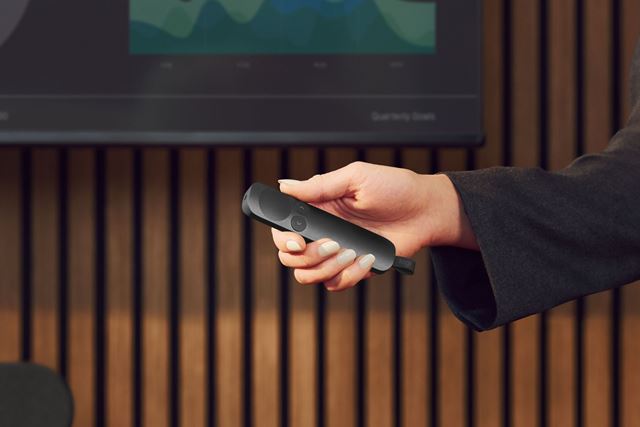 Logitech predstavil prezentér Spotlight 2 s haptickou odozvou a digitálnym zvýrazňovaním