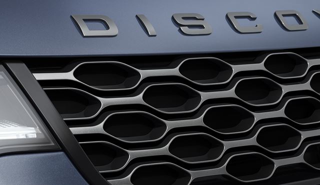 Land Rover Discovery dostáva novú ponuku výbav, pribudla verzia Landmark