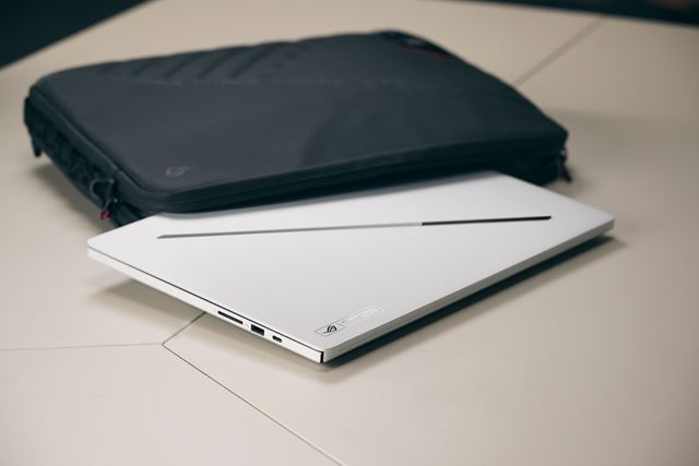 ROG Zephyrus G16 je už v predaji s Intel Core Ultra 9 procesorom a RTX 5090 grafikou