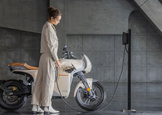 Wuyang Honda E-VO ponúkne dojazd 170 km a prepojenie s kamerami DJI
