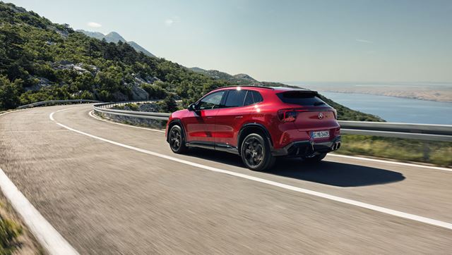 Mercedes predstavil nový GLA. Elektrické SUV ponúkne dojazd 657 km a nabíjanie výkonom 320 kW