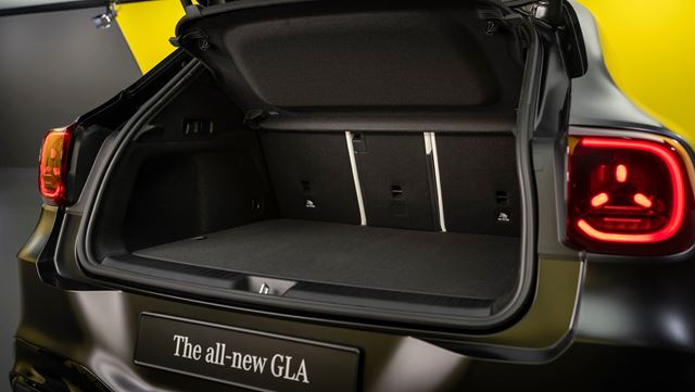 Mercedes predstavil nový GLA. Elektrické SUV ponúkne dojazd 657 km a nabíjanie výkonom 320 kW