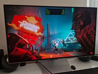 4K OLED a 240 Hz už nie sú prehnaná kombinácia