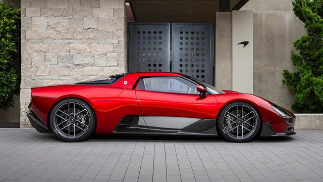 McLaren po 34 rokoch vracia manuál, McL 6GT nadväzuje na legendárny F1