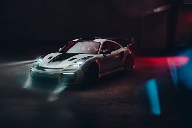 Porsche oživilo legendárny Slantnose - Flachbau RS vznikol z 911 GT2 RS a existuje jediný kus