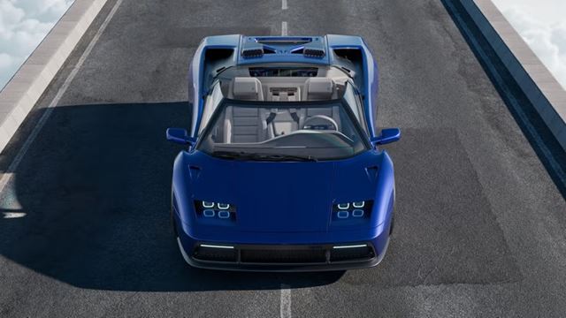 Eccentrica odrezala strechu z Diabla, V12 Roadster má manuál a vznikne iba 19 kusov