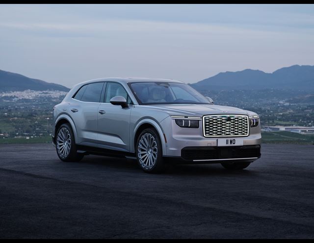 Bentley vstupuje do elektrickej éry - Torcal ponúkne 888 koní, 600 km dojazd a 400 kW nabíjanie