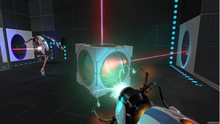 Robotci z Portal 2 na zberoch