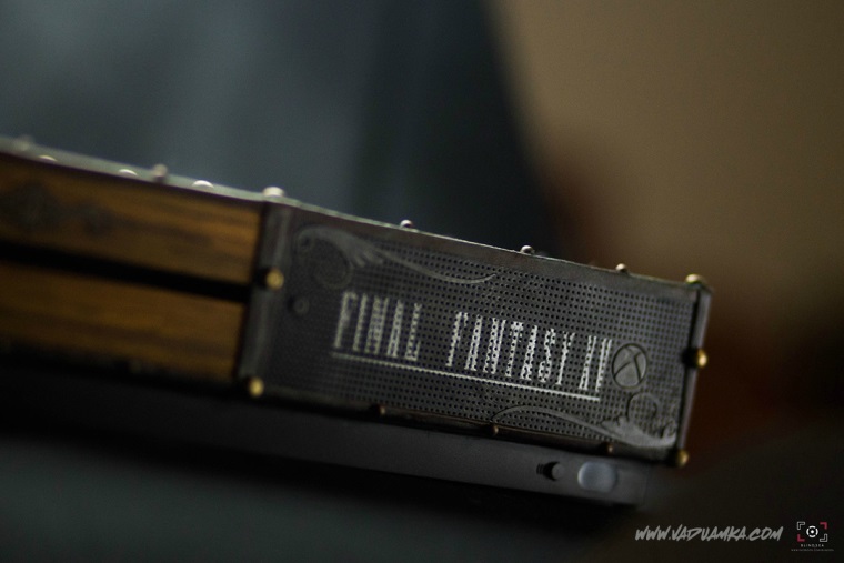 Chceli by ste takto Xbox One s tmou Final Fantasy XV?