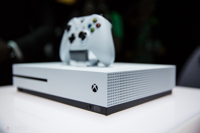 Xbox One S u prichdza hrom