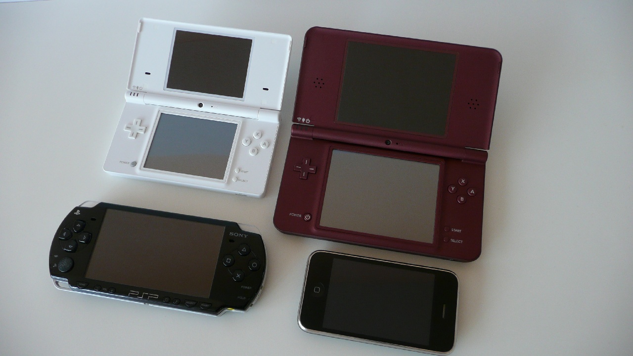 Predstavujeme: Nintendo DSi XL