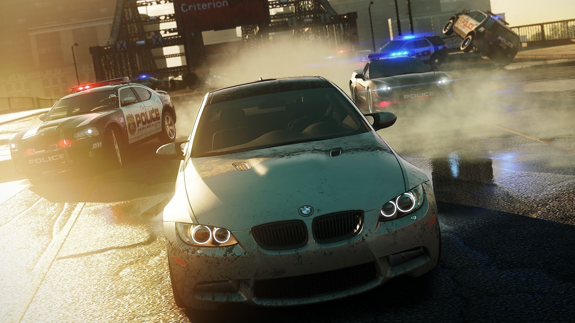 Need For Speed: Most Wanted Policajti pouvaj vhradne aut a barikdy, aby vs zastavili.