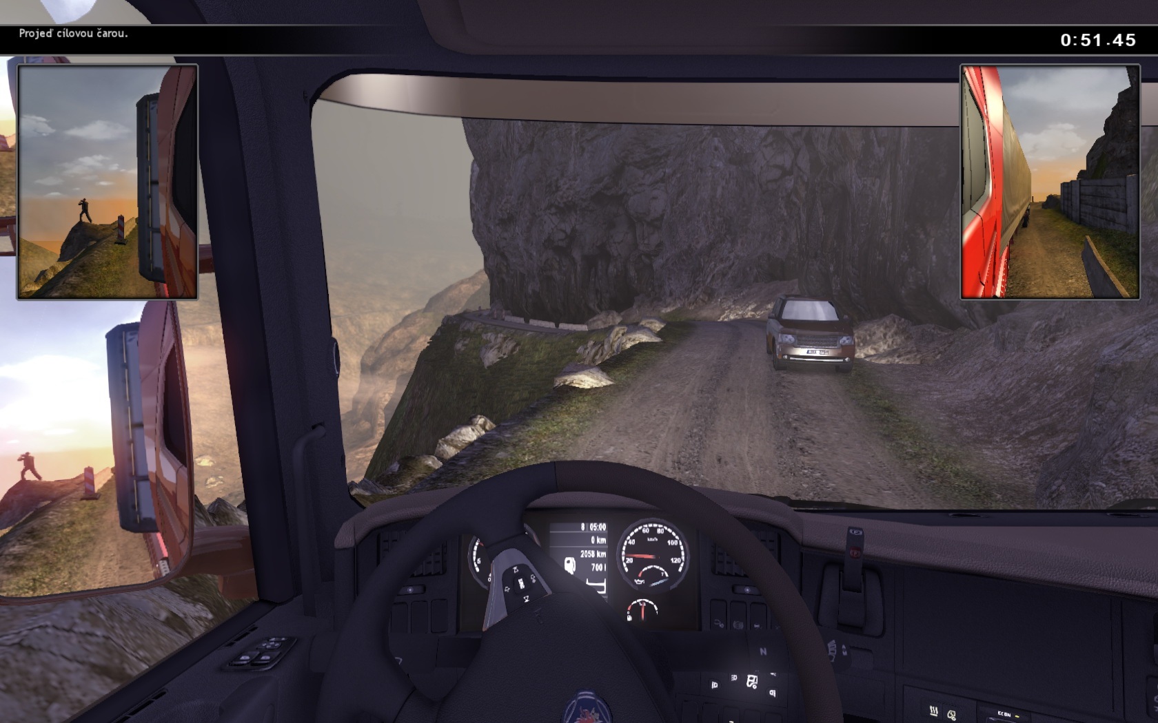 Scania Truck Simulator Cesta smrti v Peru je adrenaln - aj vaka nezmyselne parkujcim autm v protismere.