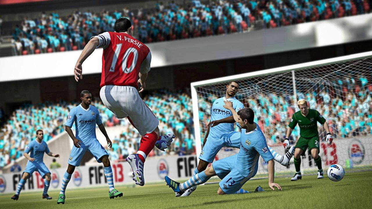 FIFA 13 Pri strebe je dleit aj naasovanie, aj intenzita, aj smer.